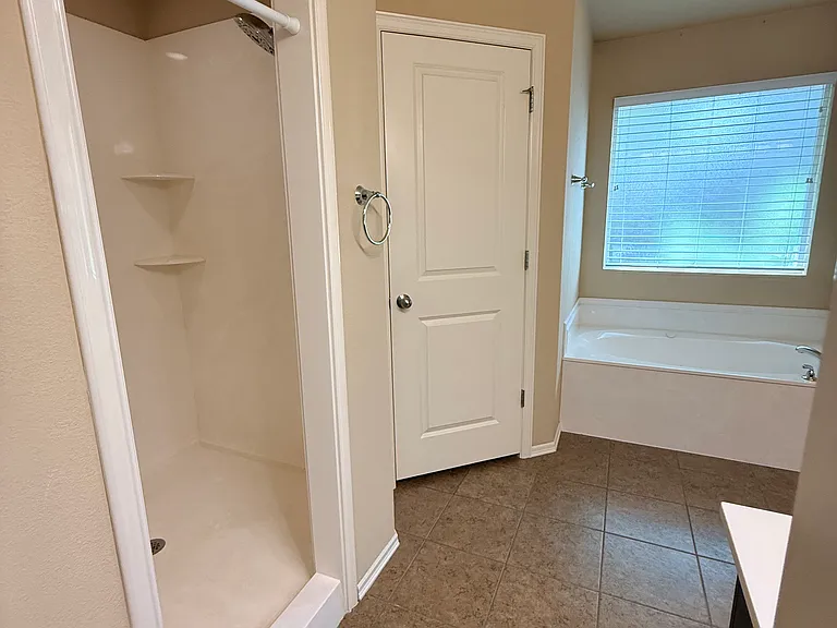 13422 S 19th Ct — Photo 14