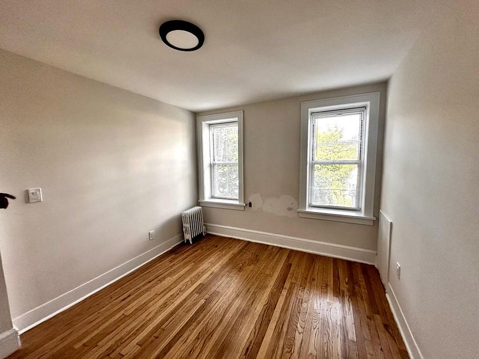 1st image of 98 Harding Ave #L1