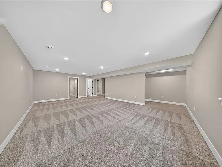 1285 Priscilla Ct — Photo 24