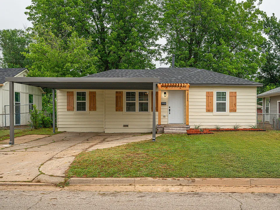 2525 SW 46th St