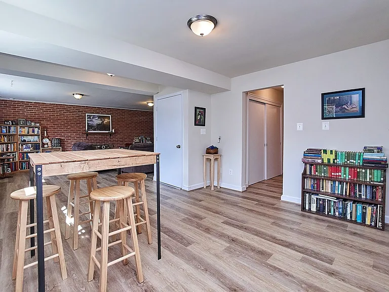 6129 Beachway Dr — Photo 2