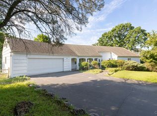 20 Cross Rd, Syracuse, NY 13224