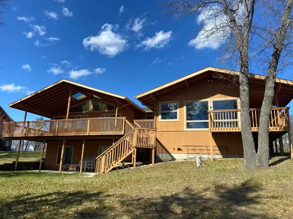 21304 Dowsett Trl, Atlanta, MI 49709