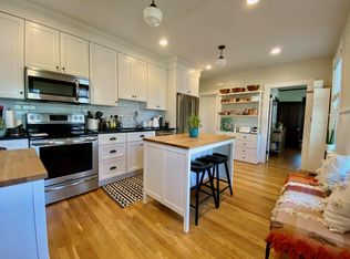 2 Wallis Ct #2, Lexington, MA 02421