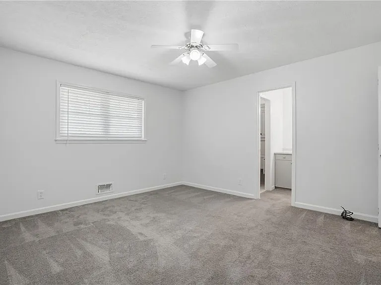 128 McNeal Rd — Photo 18