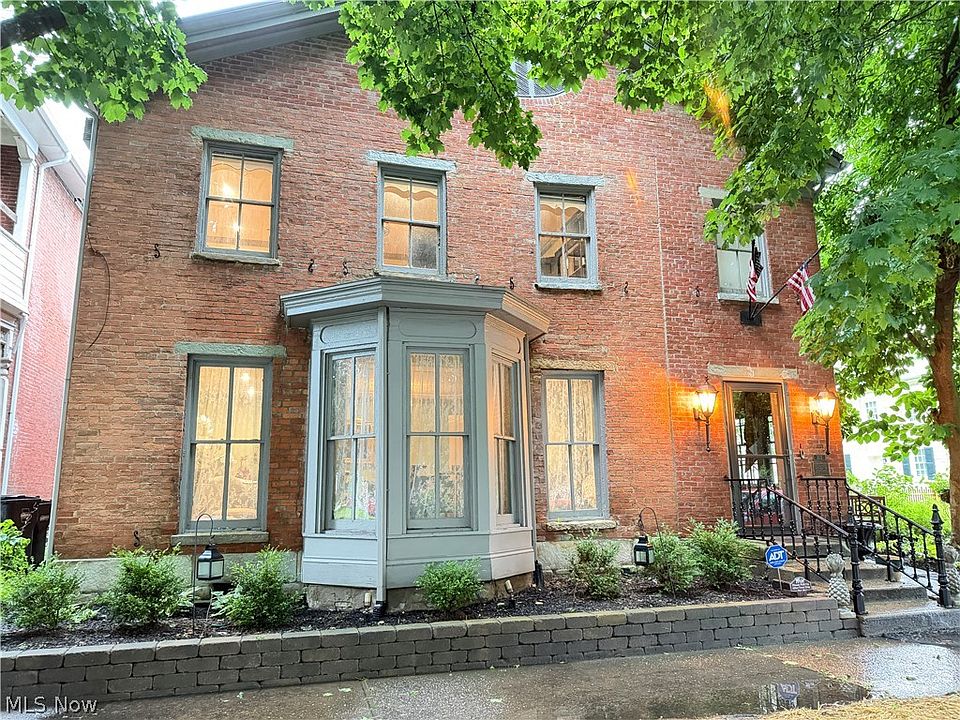 1st image of 313 Woodlawn Ave