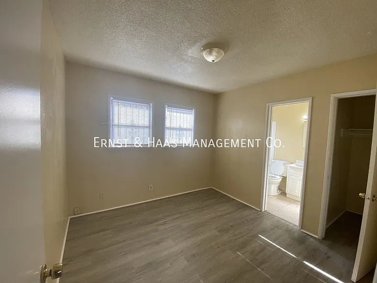 13812 S Avalon Blvd #B — Photo 9