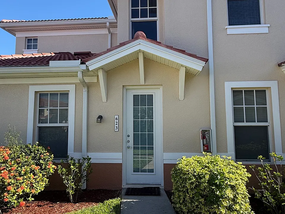 240 W End Dr #623