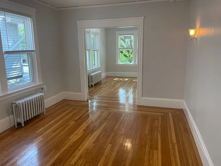 656 Elmwood Ave — Photo 5