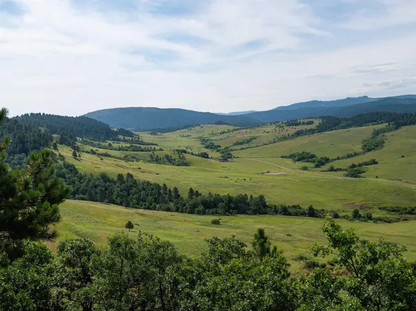 4 Three Peaks Pass, Whitewood, SD 57793