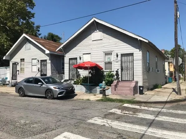 2800 Thalia St, New Orleans, LA 70113