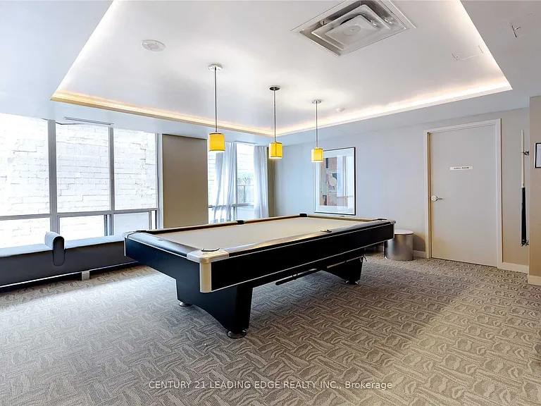 85 Bloor St E #1413 — Photo 24