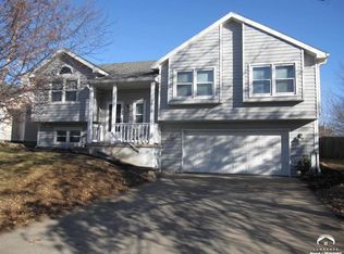 2812 Lankford Dr, Lawrence, KS 66046