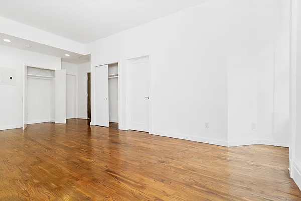 Rented by Compass | media 8