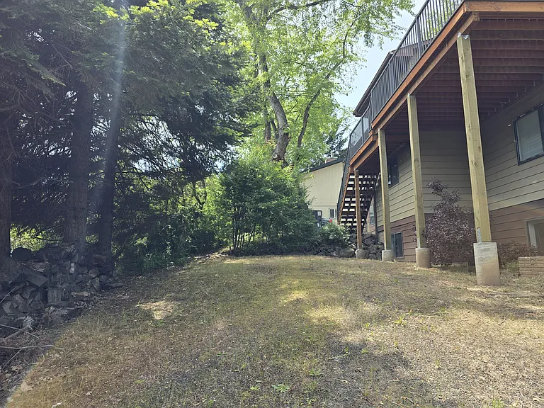 1913 NW Turner Dr — Photo 10