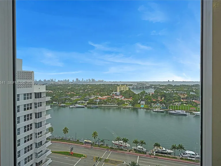 4775 Collins Ave #1806 — Photo 10