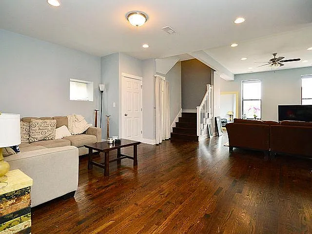 1415 W Augusta Blvd #2A — Photo 2