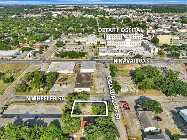 308 E Guadalupe St, Victoria, TX 77901