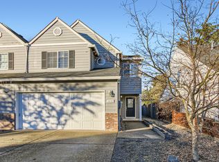 1437 NE Birkshire Ct, Hillsboro, OR