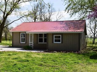 1898 E 475th Rd, Bolivar, MO 65613