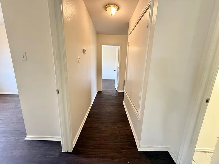 15210 Oaks West Dr — Photo 9