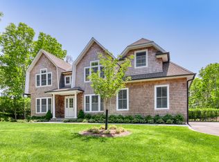 10 W Trail Rd, Water Mill, NY 11976