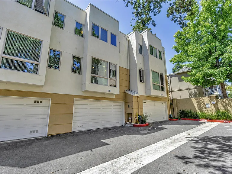 1532 Sunnyvale Ave #3 — Photo 41