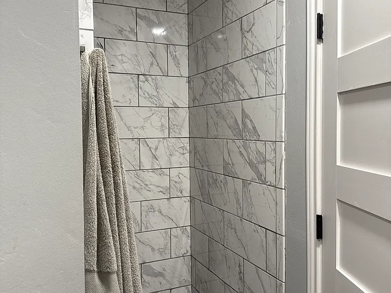 213 E Ayers St — Photo 12