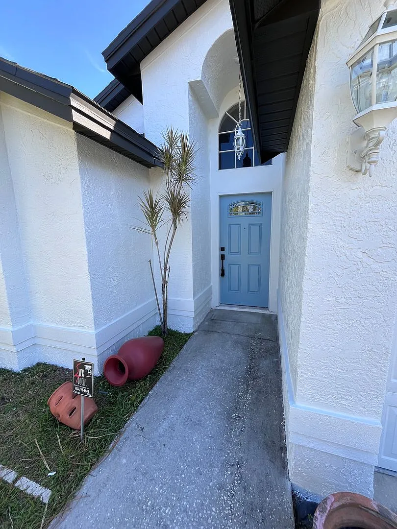 Remodeled 3/2 near Goldenrod and SR408 — Photo 2