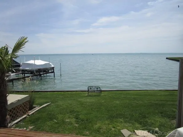 50666 Jefferson Ave APT D6, New Baltimore, MI 48047