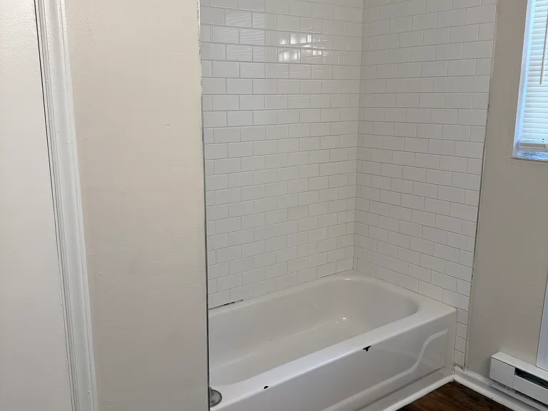 133 W Cornwallis Rd — Photo 4