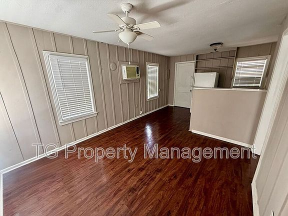 2nd image of 5687 Akra Ave