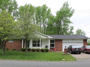 617 N 21st St, Herrin, IL 62948