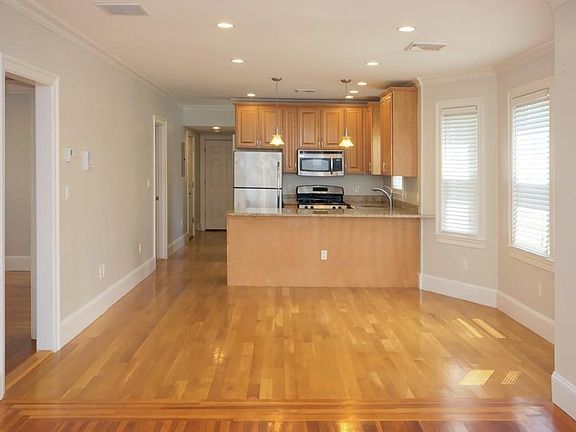5th image of 7-9 Montfern Ave #9A