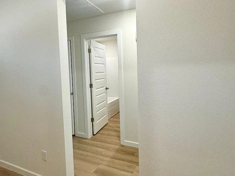 Shared Bathroom and Bedrooms Entrance