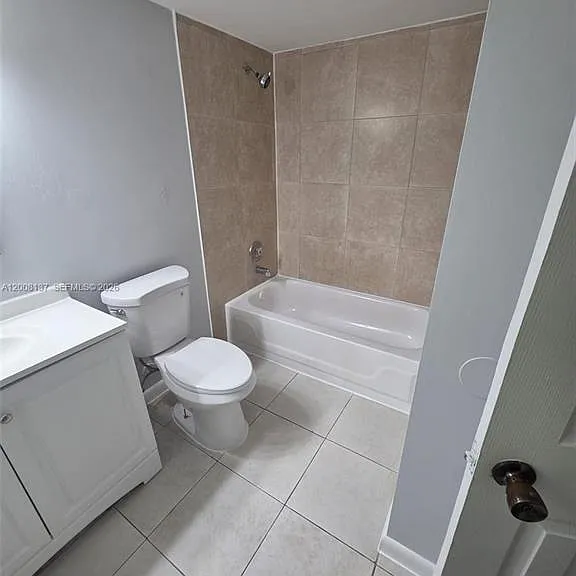 11441 NW 42nd St — Photo 7