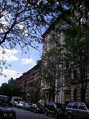 Sold by Citi Habitats | media 14