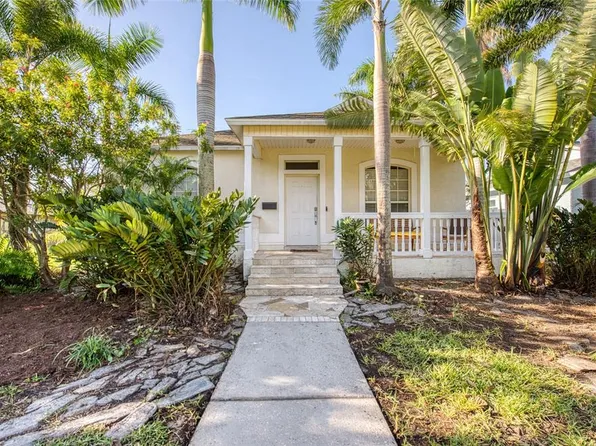 320 47th Ave N, Saint Petersburg, FL 33703