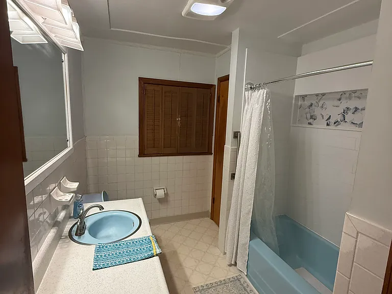 842 Burnett Station Rd — Photo 10