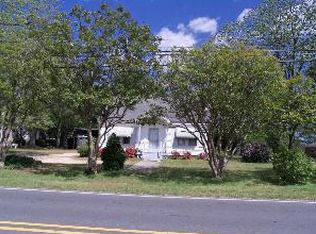 336 N Broad St E, Angier, NC 27501