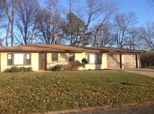 4228 Leonard Dr, Saint Louis, MO 63128