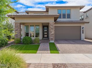 1811 S Wallrade Ln, Gilbert, AZ 85295