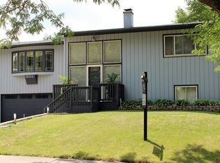 301 E Sunset Ave, Lombard, IL
