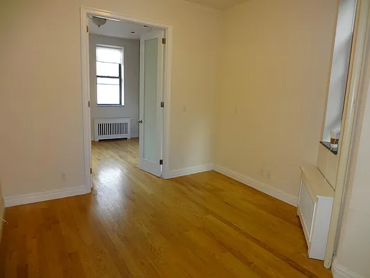 Rented by Keller Williams NYC | media 20