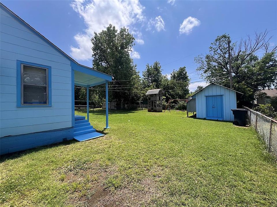 2nd image of 3205 S Dumas Ln