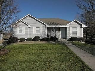 1st image of 6 Emmy Ln