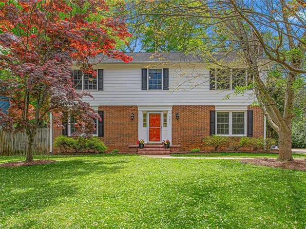 3421 Deep Green Dr, Greensboro, NC 27410