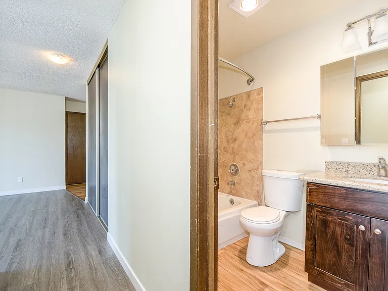 Stonebridge Apartments — Photo 76