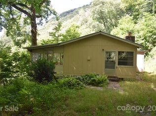 321 Coyote Trl, Sylva, NC 28779