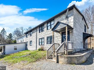 24 Tulip Ln, Fleetwood, PA 19522